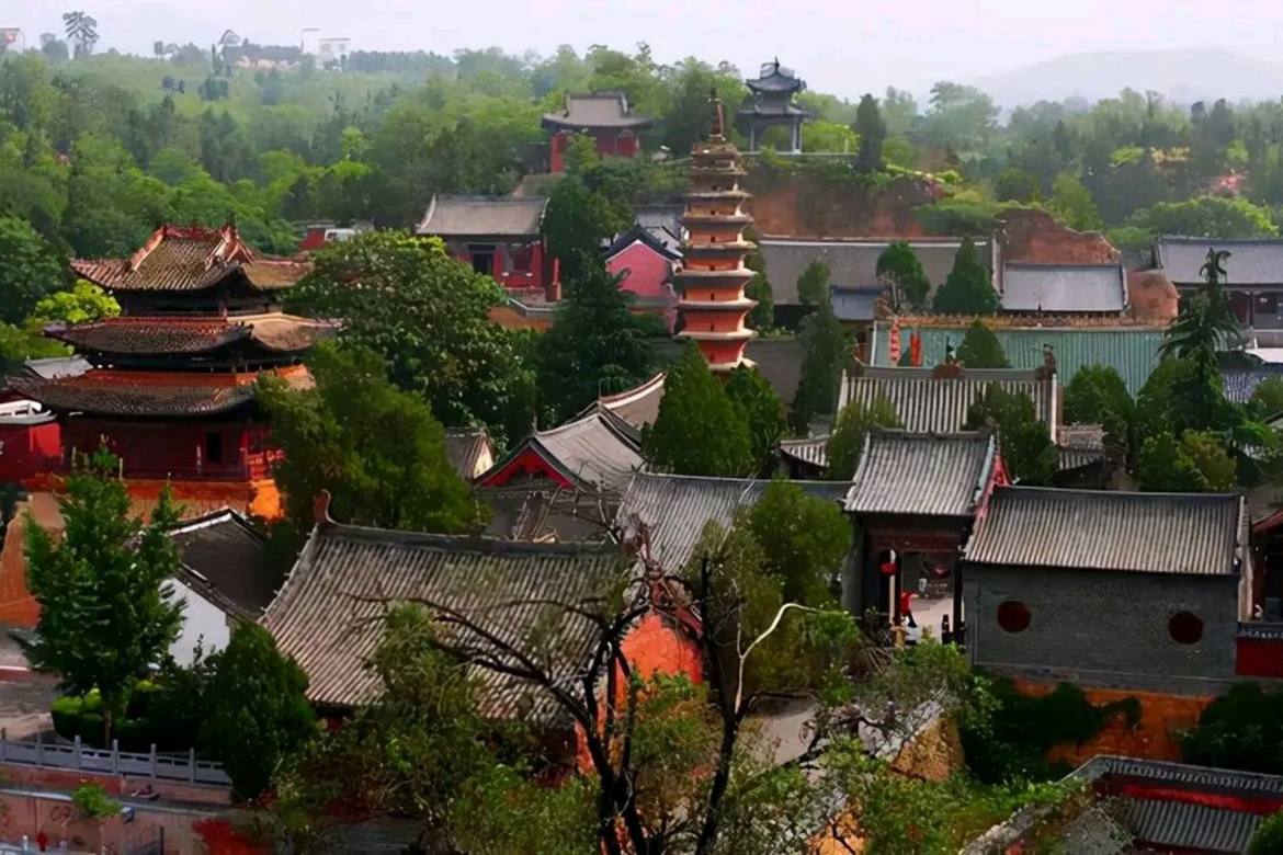 Fengxue Temple